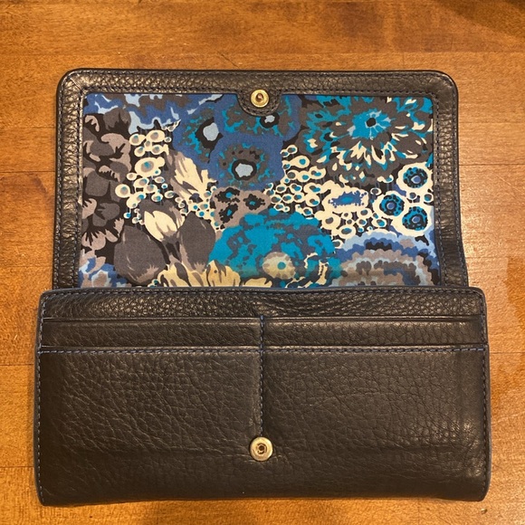 Vera Bradley Leather Wallet - Picture 7 of 8